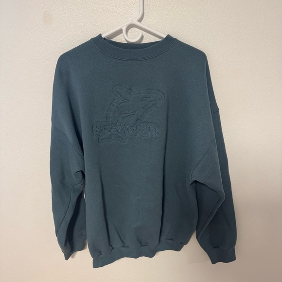 Tultex Other - Vintage Sea World Whale Sweater